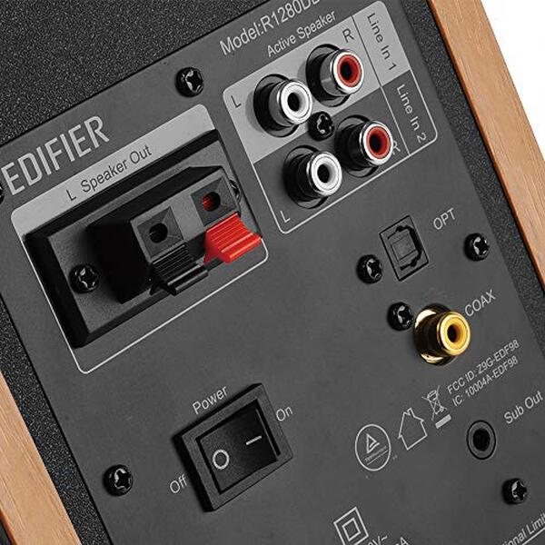Découvrez notre test complet des enceintes Bluetooth Edifier R1280DBs. Alliant puissance sonore et élégance grâce à leur finition en bois, elles sont idéales pour les audiophiles et amateurs de design.