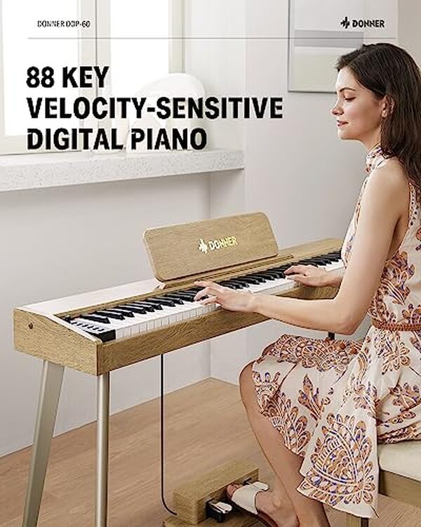 Découvrez notre test détaillé du Donner DDP-60, piano numérique professionnel avec 88 touches lestées et triple pédale. Caractéristiques, sons et performances. 