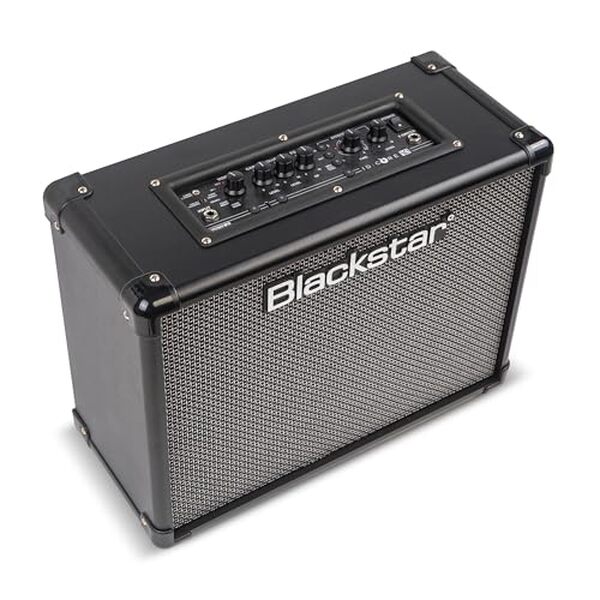 Découvrez notre test détaillé de l'ampli combo Blackstar ID Core 40 v4. Puissance, effets et qualité sonore au rendez-vous pour musiciens exigeants. 