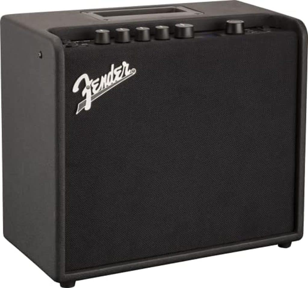 Test de l'amplificateur Fender Mustang LT25 : puissance et polyvalence