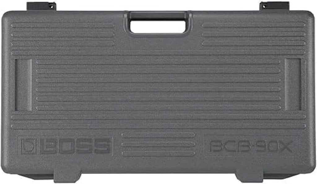 Test du pedalboard BOSS BCB-90X : résistant et personnalisable pour 10 pédales