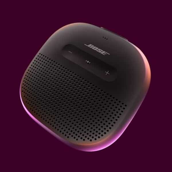 Découvrez notre test détaillé de l'enceinte Bose SoundLink Micro : performances audio, étanchéité et portabilité. Avis complet et recommandations.