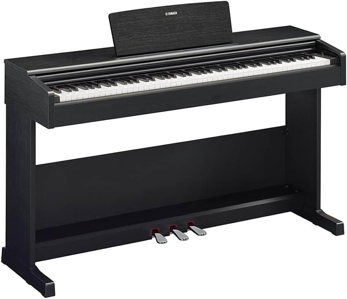Test du Yamaha Arius YDP-105 : piano numérique moderne et authentique pour débutants