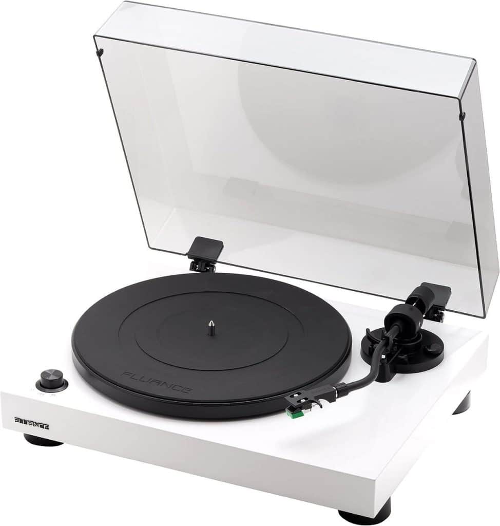 Test : platine vinyle Fluance RT81 haute fidélité blanche